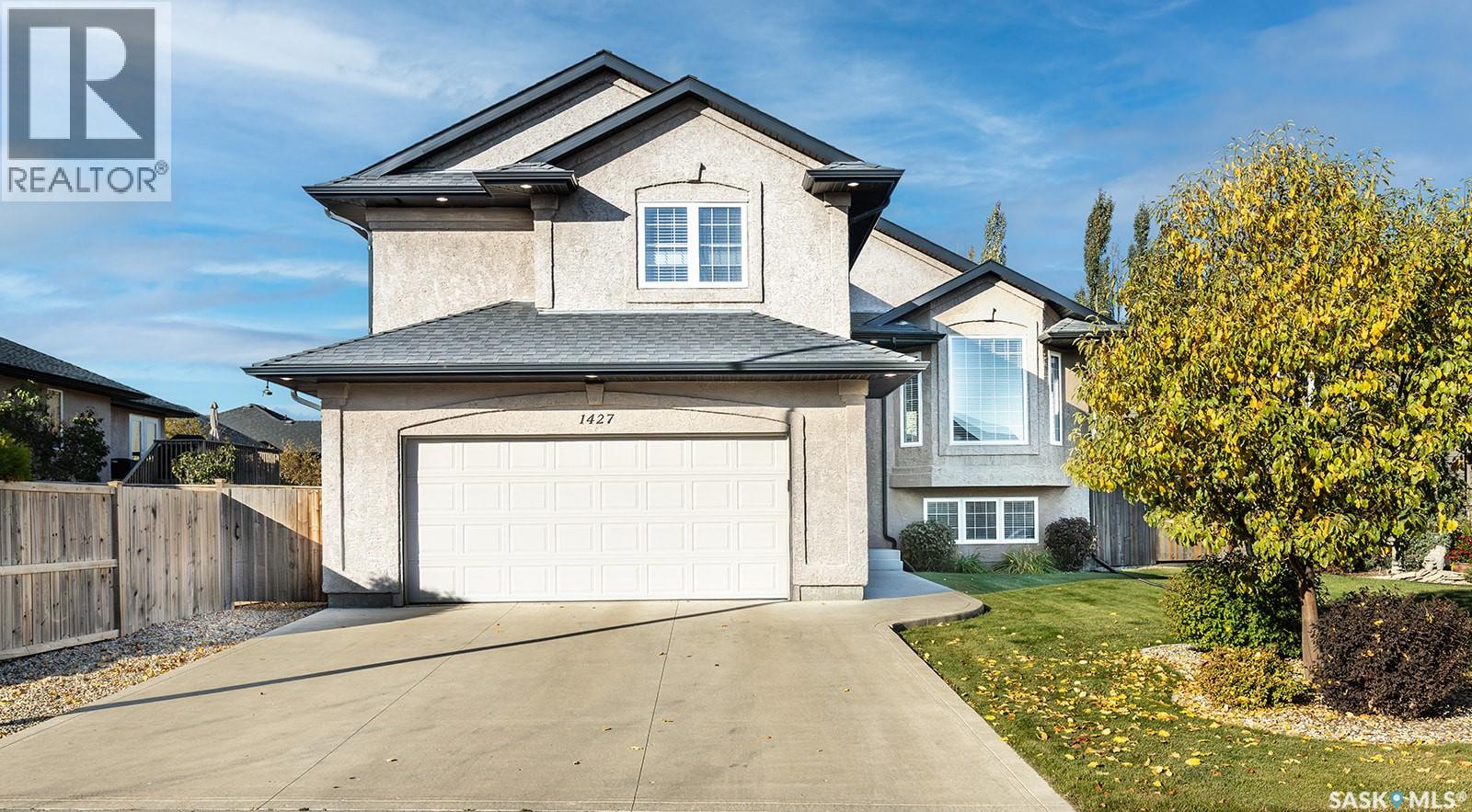 1427 Shepherd Ln, Saskatoon, SK S7W 0B3