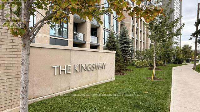 621 293 The Kingsway, Toronto, ON M9A 0E8