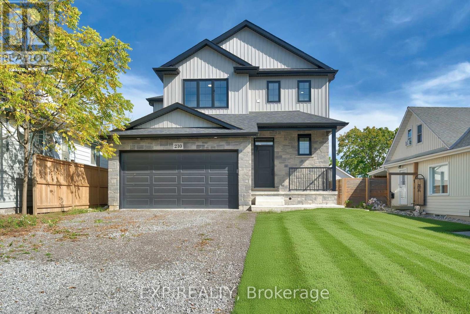 210 Morton St, Thorold, ON L2V 1C7
