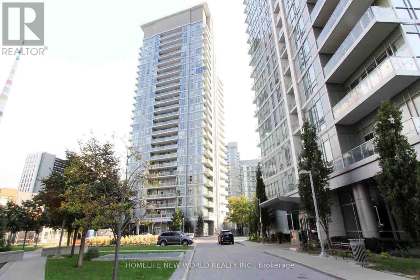 1112 62 Forest Manor Rd, Toronto, ON M2J 0B6