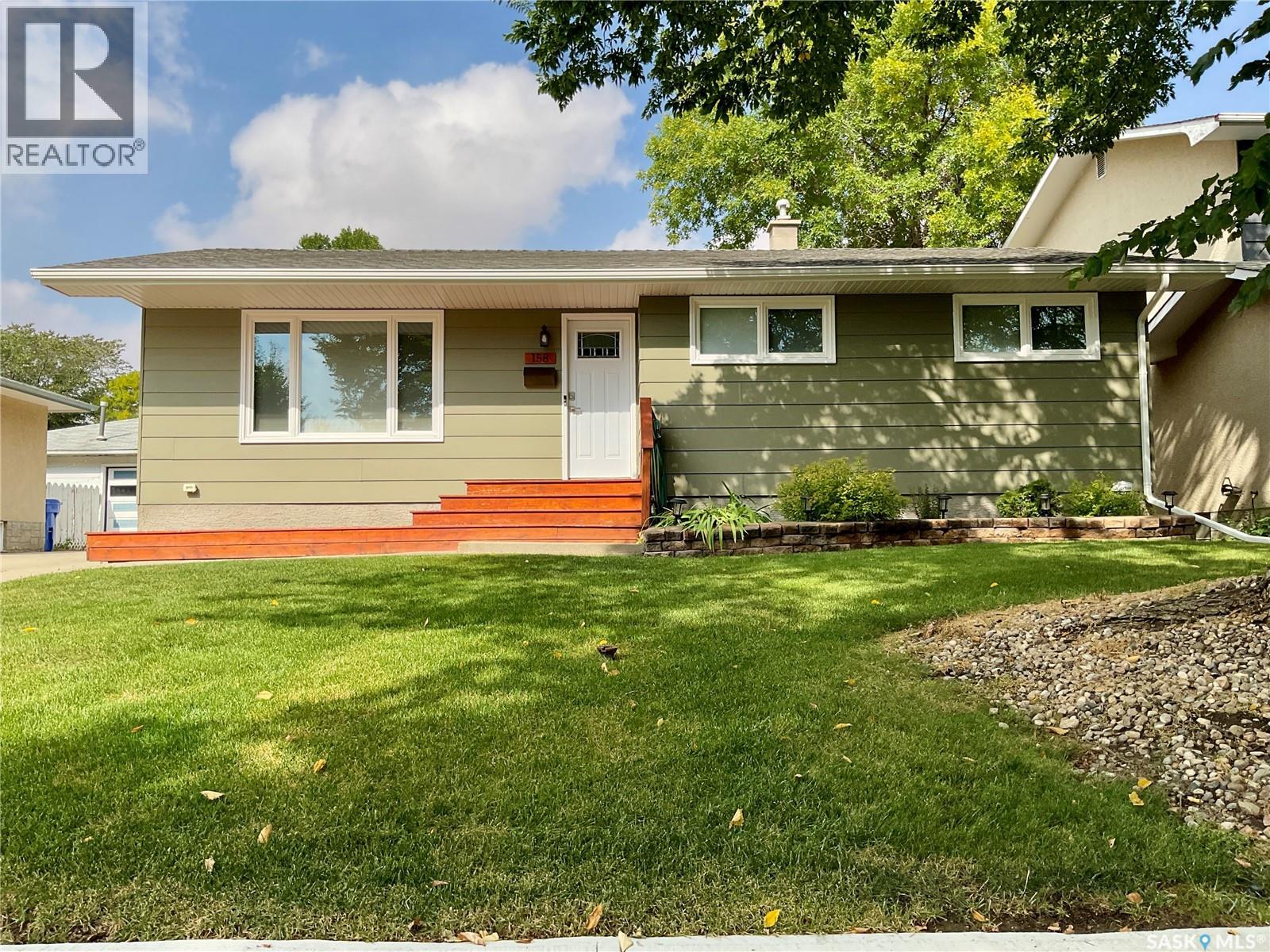 158 Litzenberger Cres, Regina, SK S4R 5X9