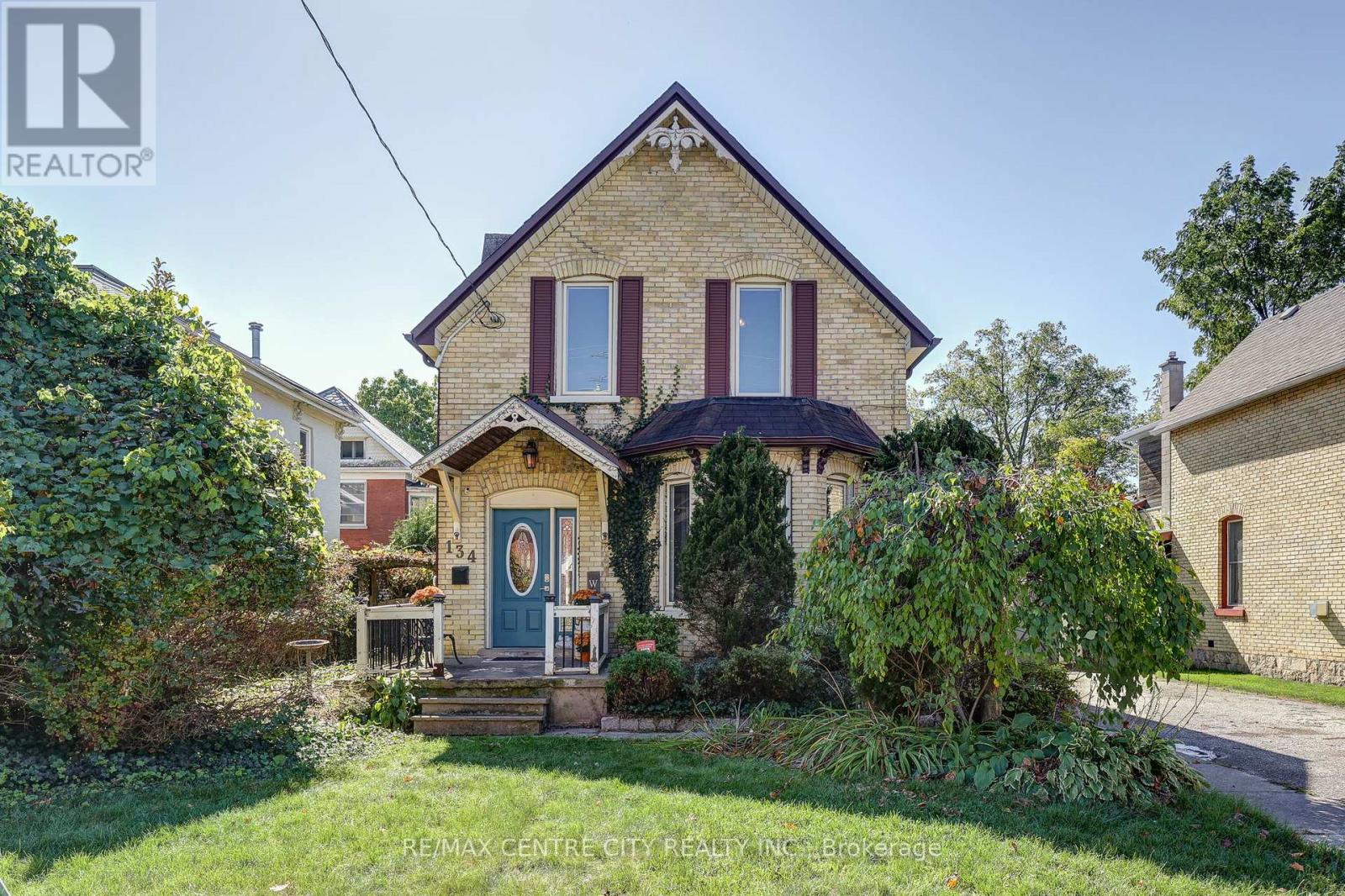 134 Wellington St, St. Thomas, ON N5R 2R6