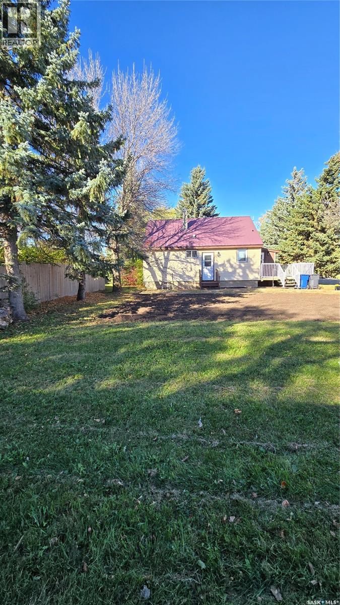 716 Gregson St, Oxbow, SK S0C 2B0