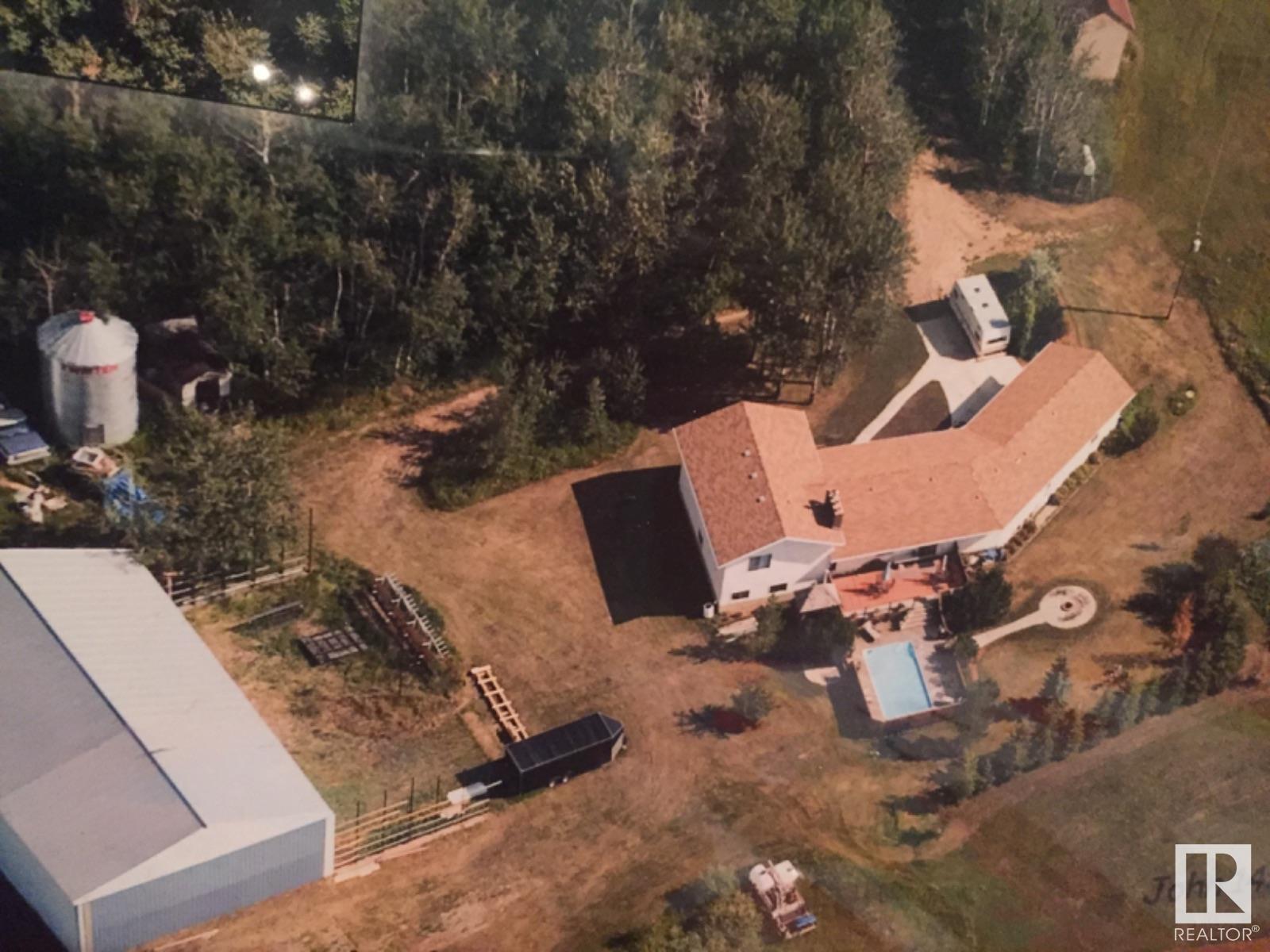 25103 Twp Road 552, Rural Sturgeon County, AB T8R 2C3