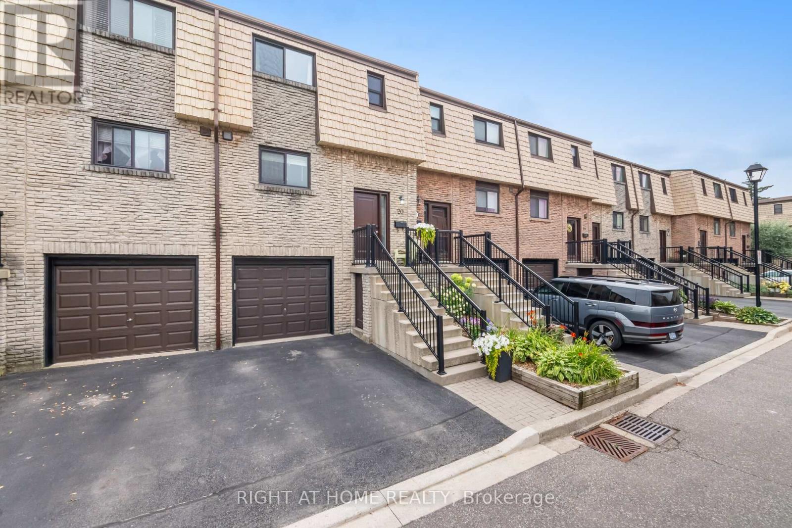 20 1520 Sixth Line, Oakville, ON L6H 2P2