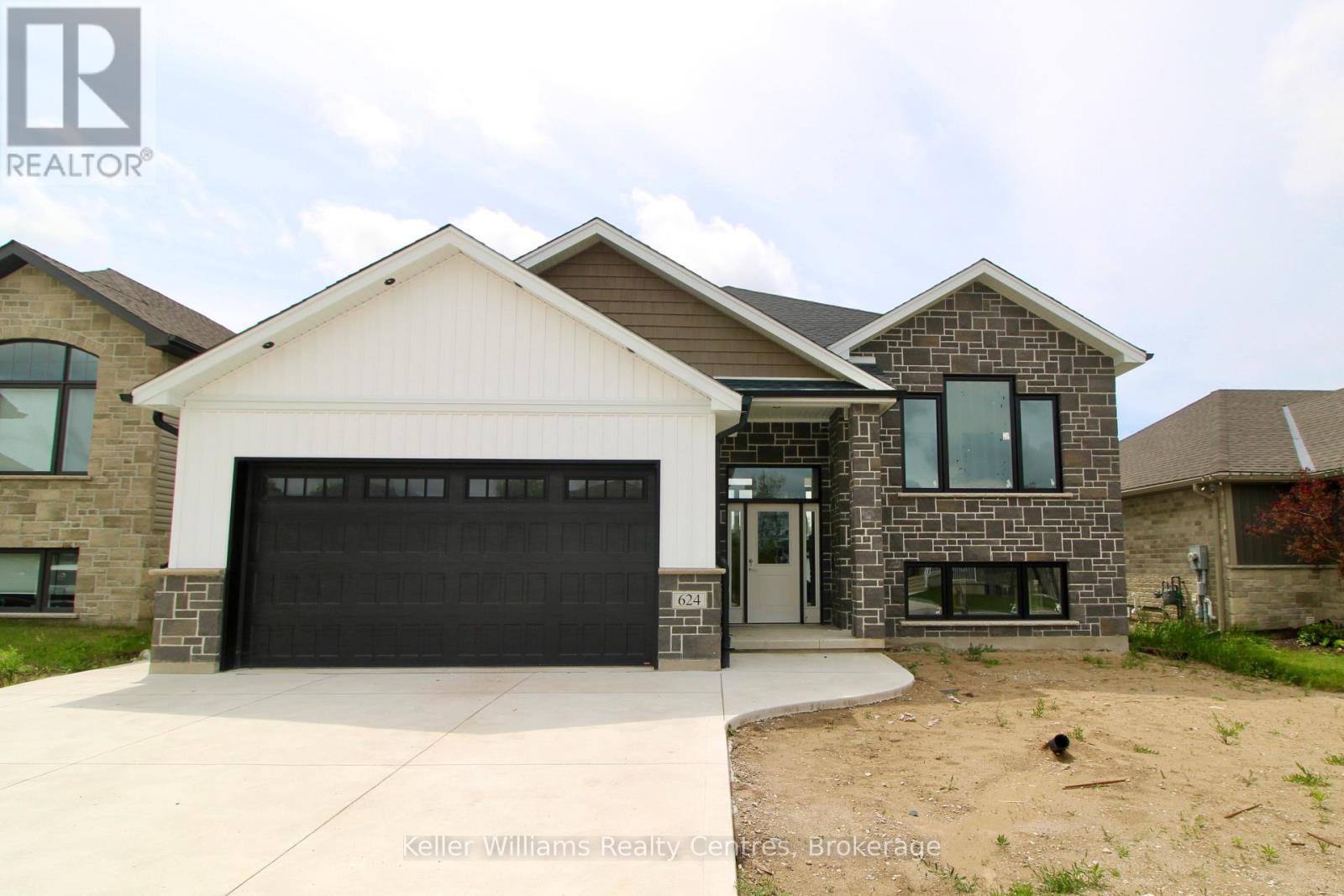 624 26th Avenue, Hanover, ON N4N 3B8