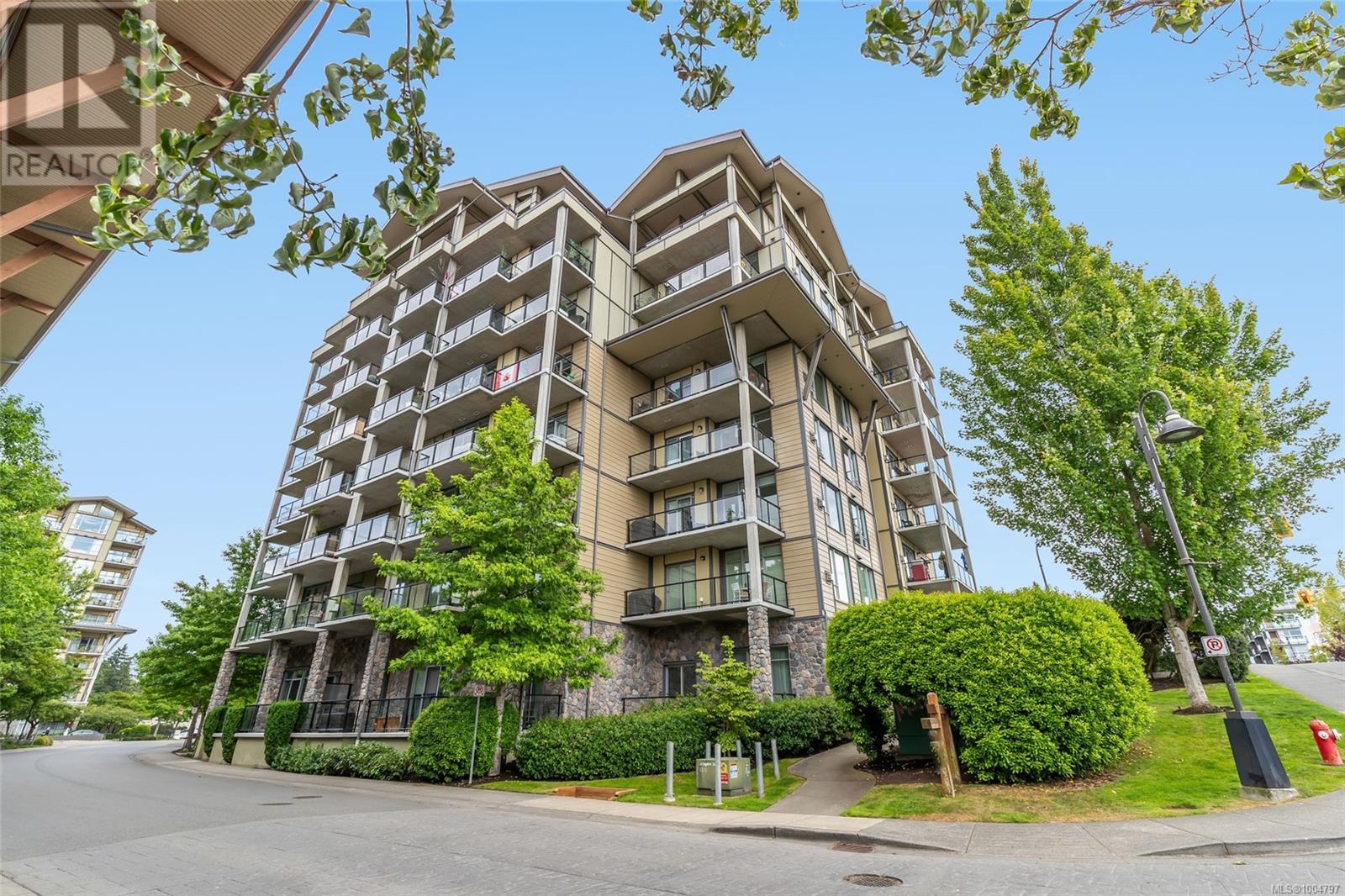 194 Beachside Dr Unit 302 Dr, Parksville, BC V9P 0B1