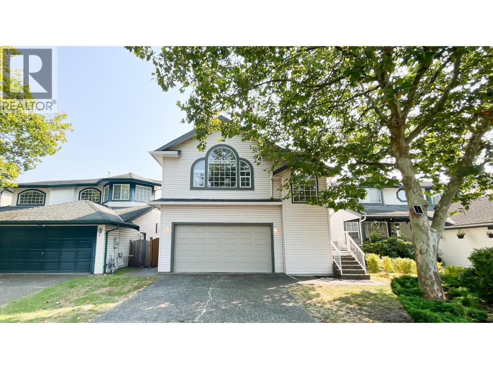 5240 Oliver Dr, Richmond, BC V6V 2S8