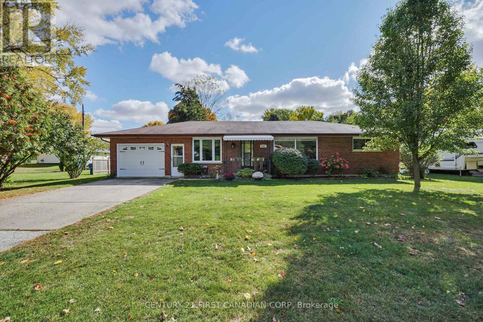 141 Cherry St, Chatham-Kent, ON N0P 1C0