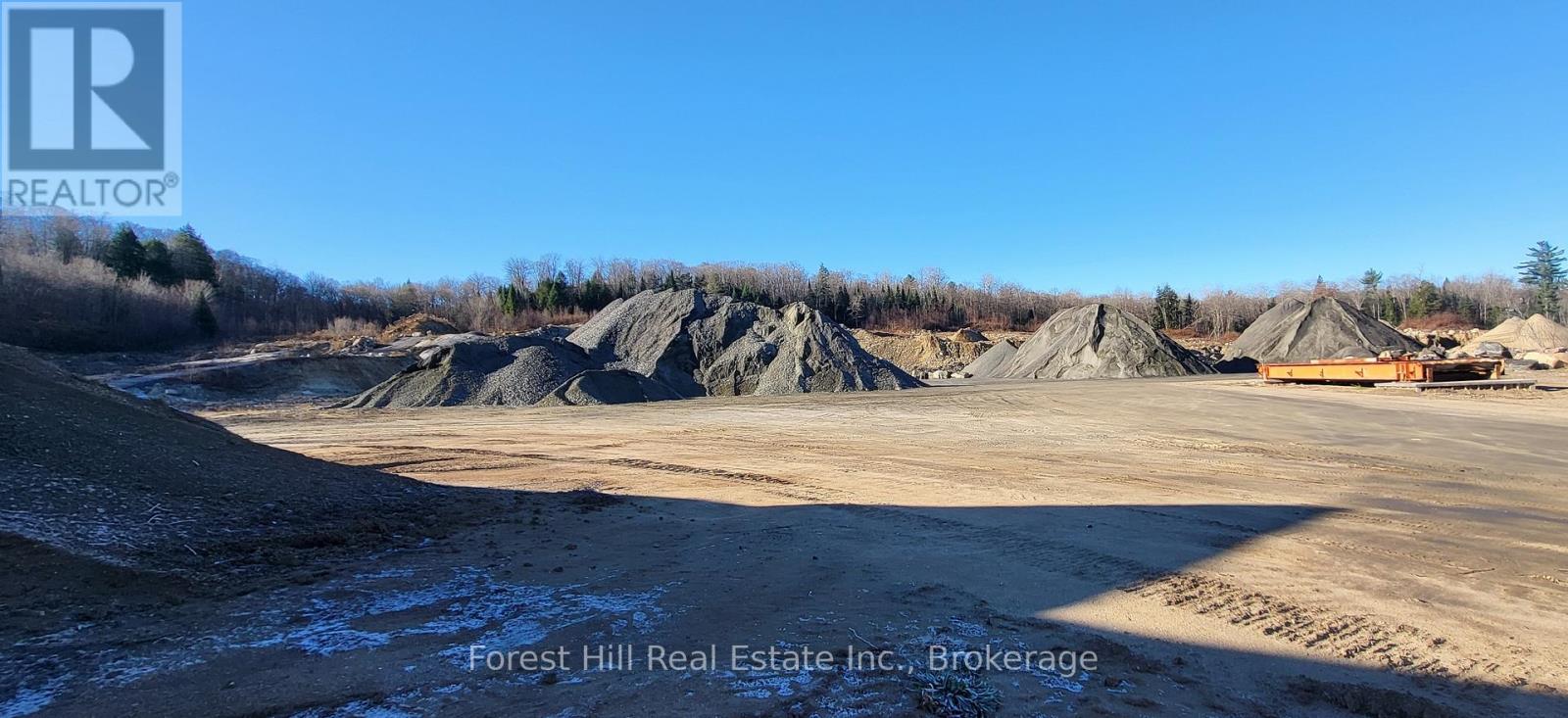 1470 Echo Lake Rd, Lake of Bays, ON P0B 1A0