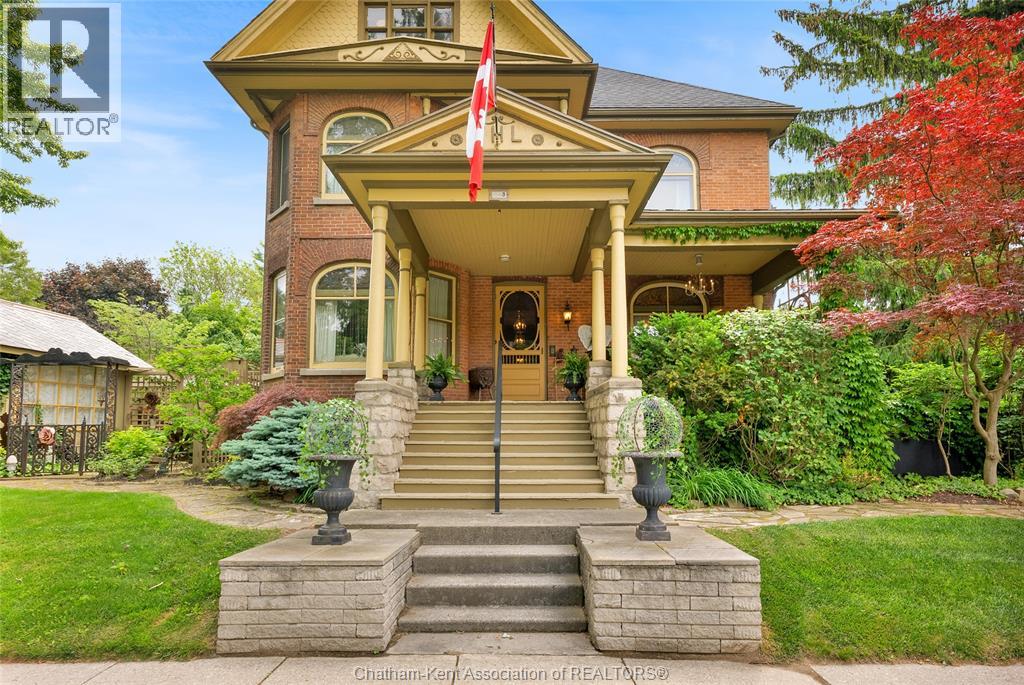 603 North St, Dresden, ON N0P 1M0