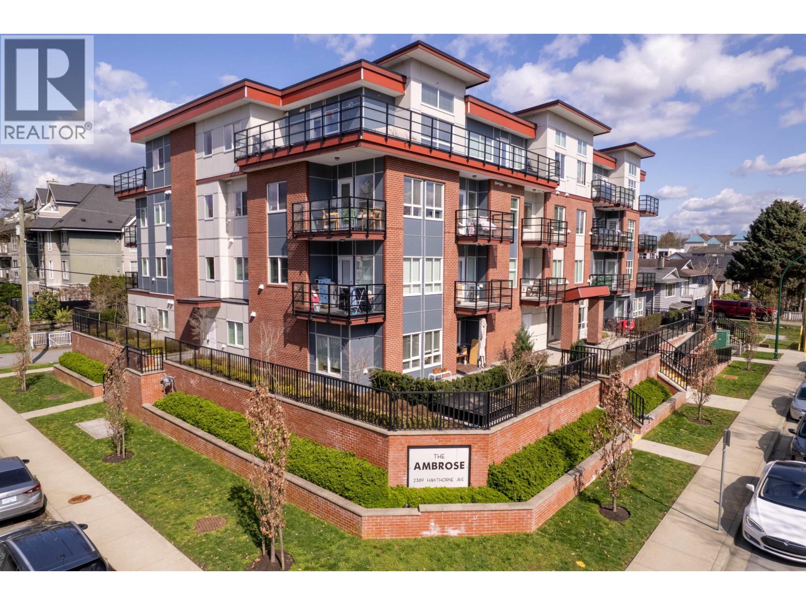 2389 Hawthorne Avenue Unit 204, Port Coquitlam, BC V3C 1X1