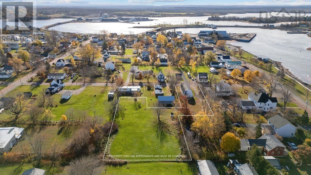 204 Lot Queen Street St, Pugwash, NS B0K 1L0