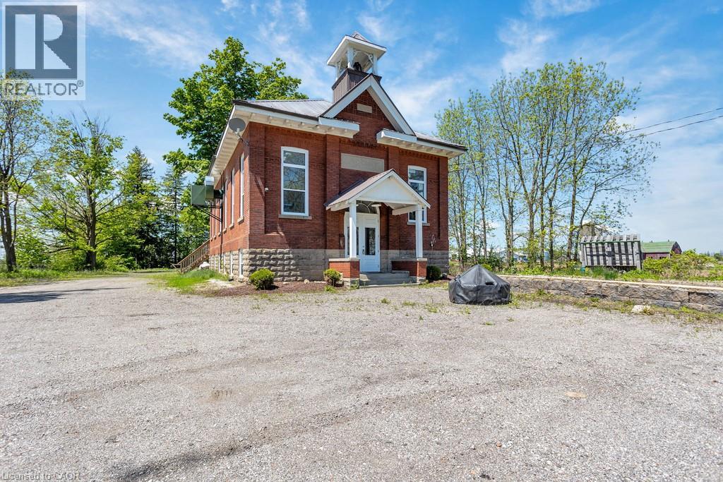 5183 Trussler Rd, Blandford-Blenheim, ON N0B 1E0