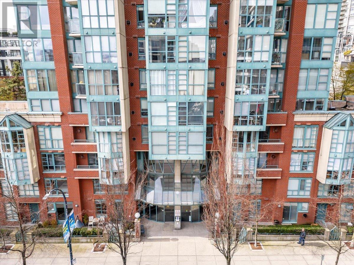 939 Homer Street Unit 1603, Vancouver, BC V6B 2W6