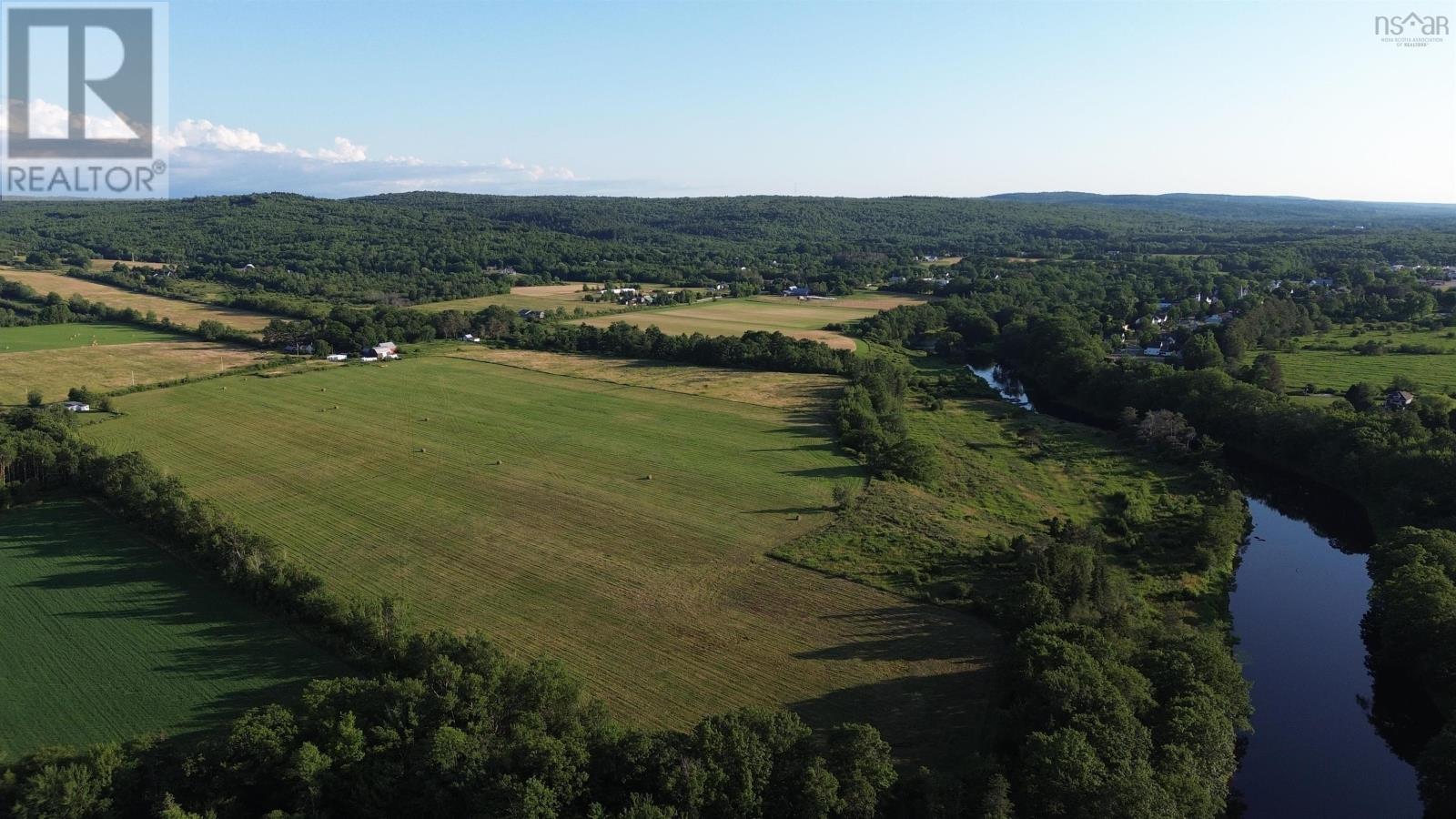 Middle Street, Lawrencetown, NS B2V 2N5