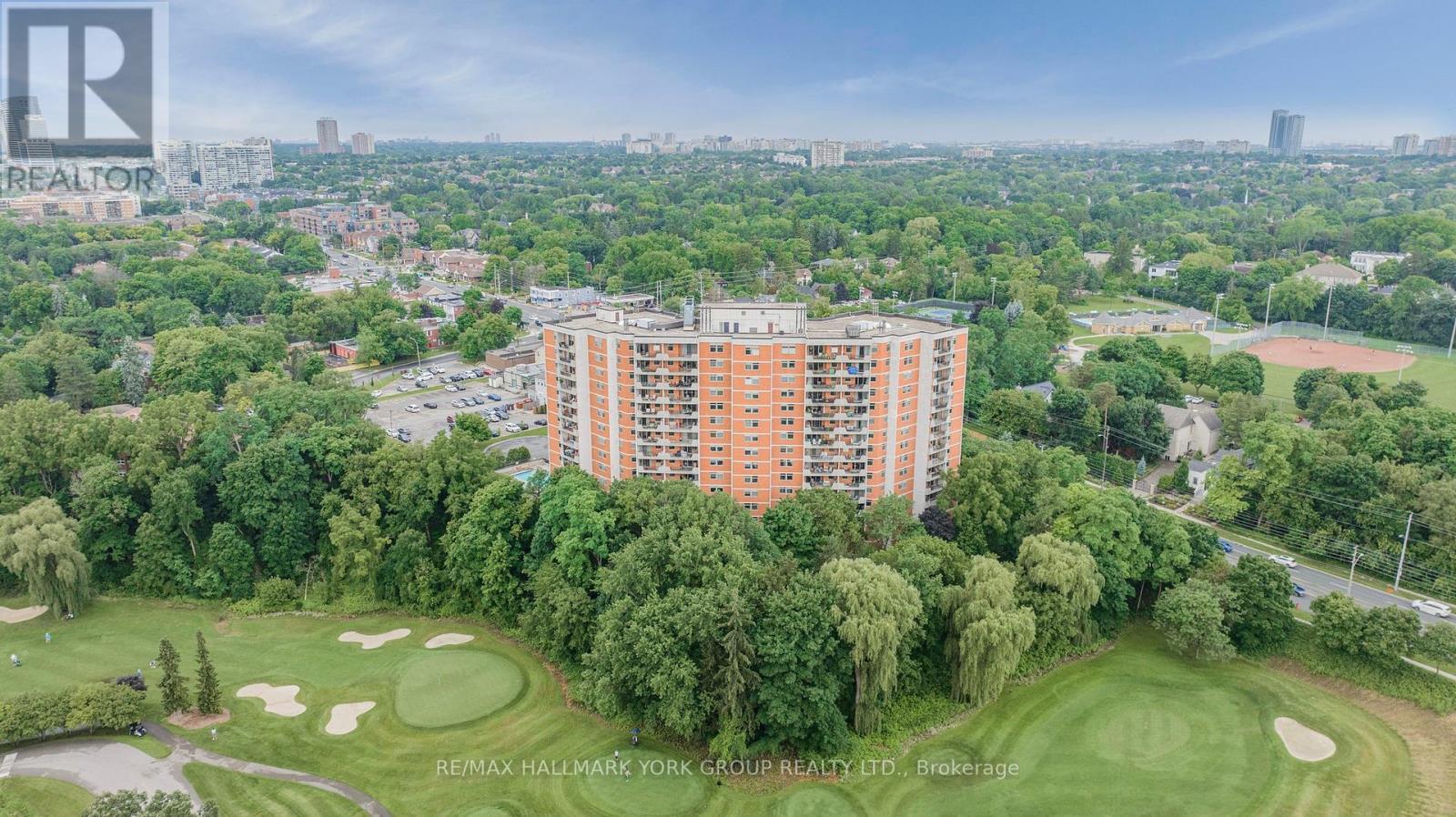 1007 7811 Yonge St, Markham, ON L4J 1W3