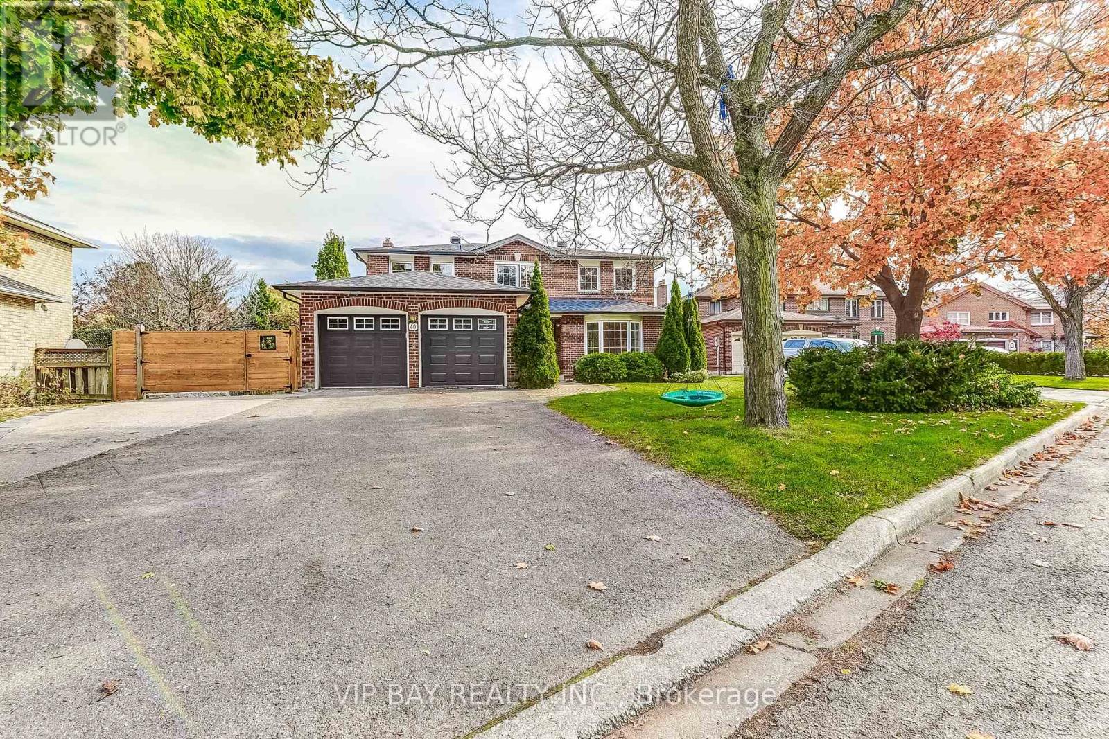 40 Dawnridge Trl, Brampton, ON L6Z 2A2