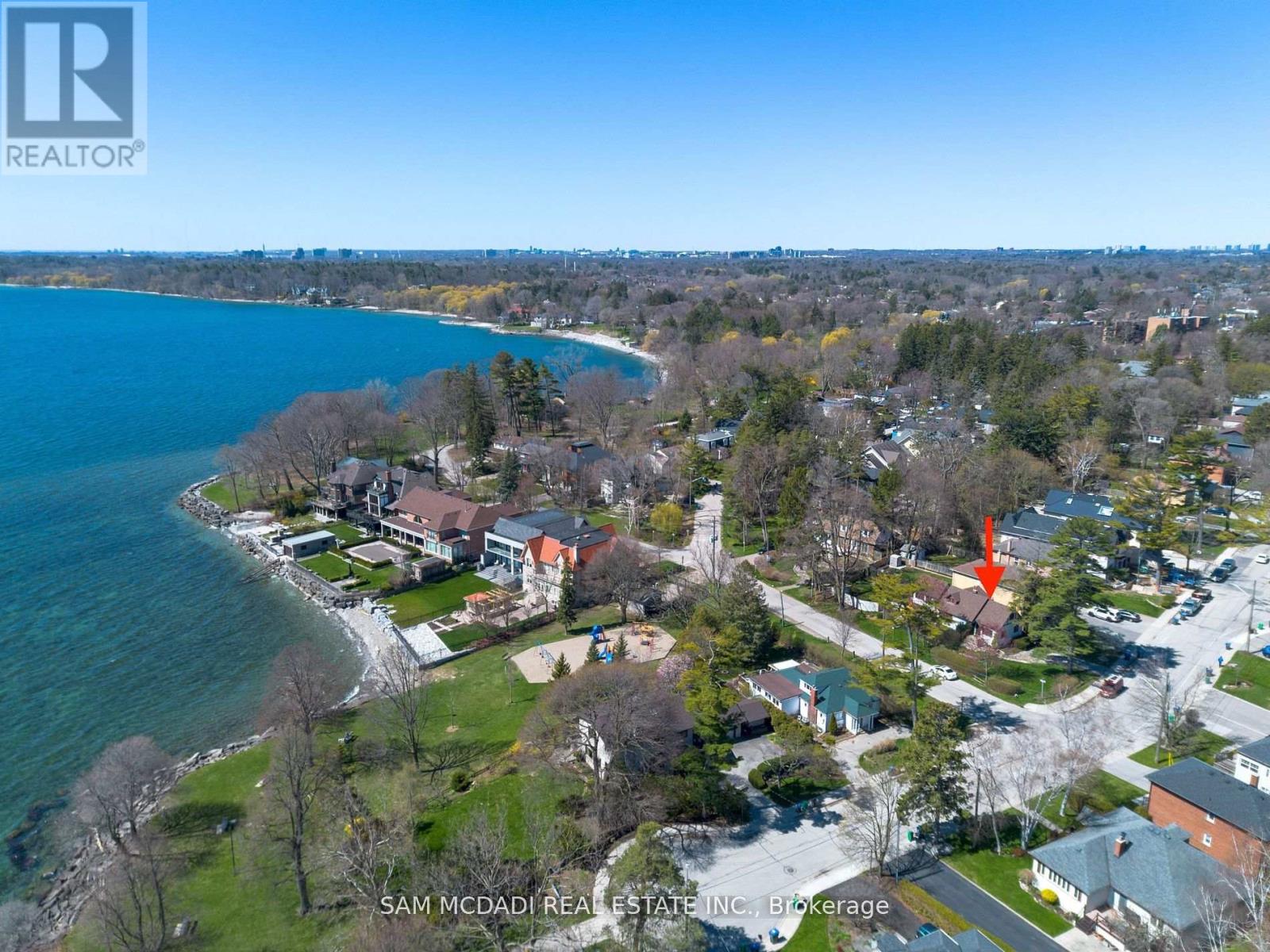 62 Maple Ave S, Mississauga, ON L5H 2R6