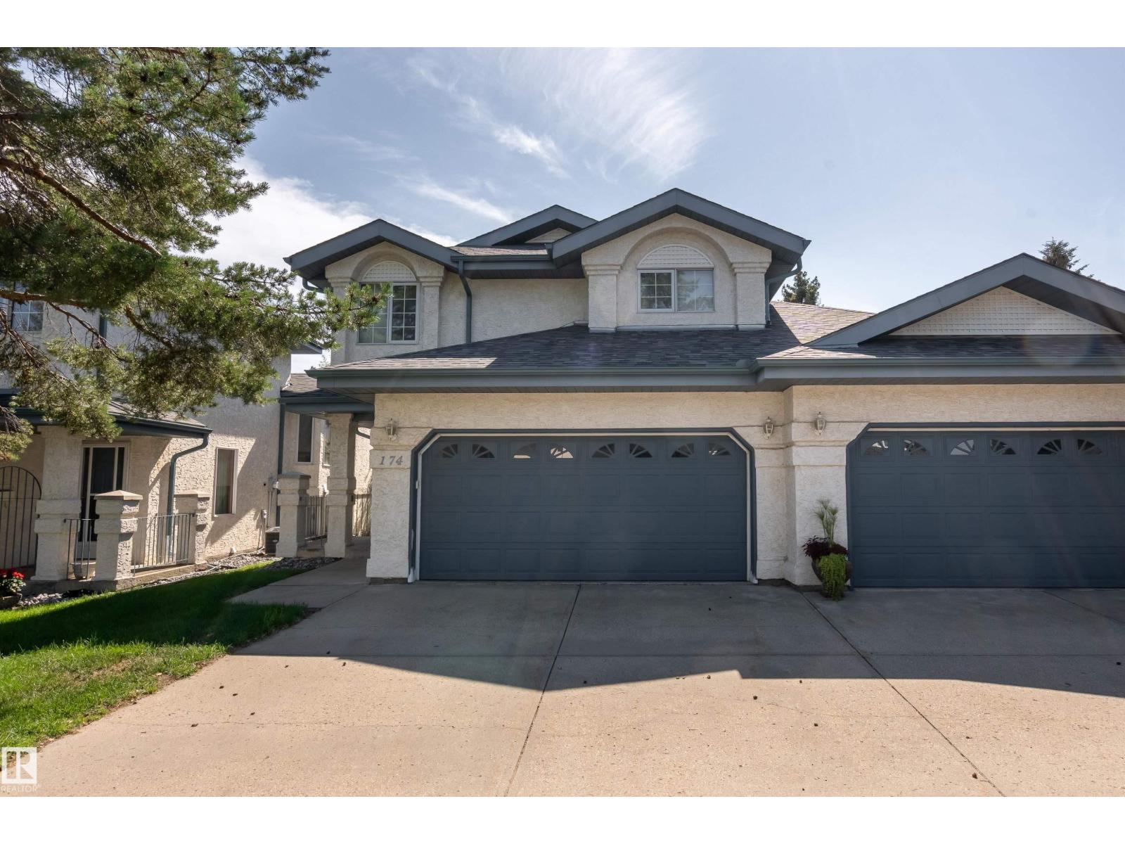 174 Oeming Rd NW, Edmonton, AB T6R 2G2
