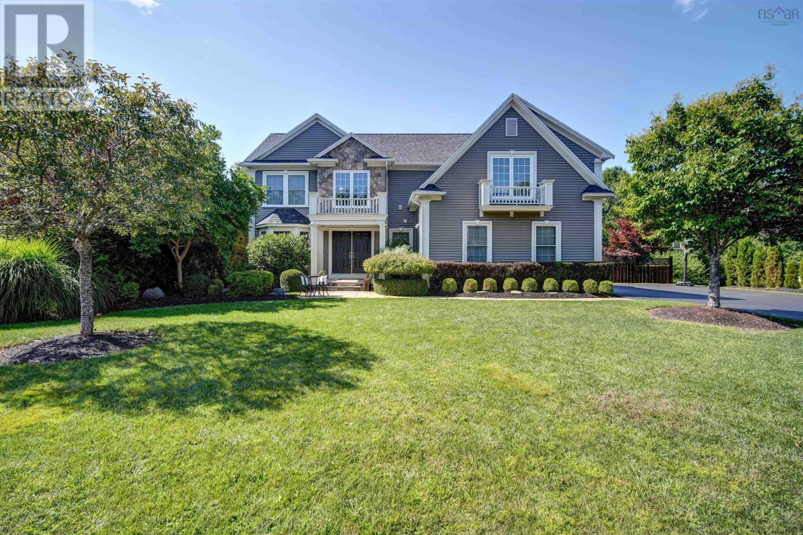 35 Acadia Drivemacdougall Hts, Kentville, NS B4N 5E1