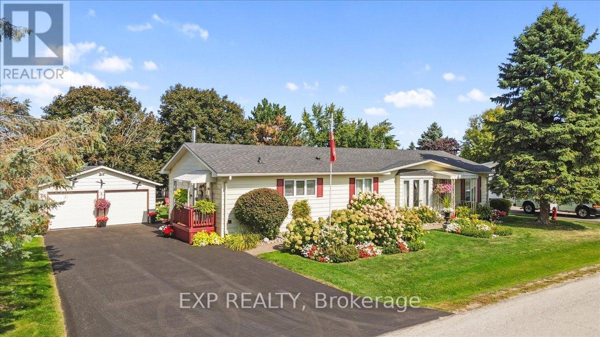 36 Juno Cres, Georgina, ON L0E 1R0