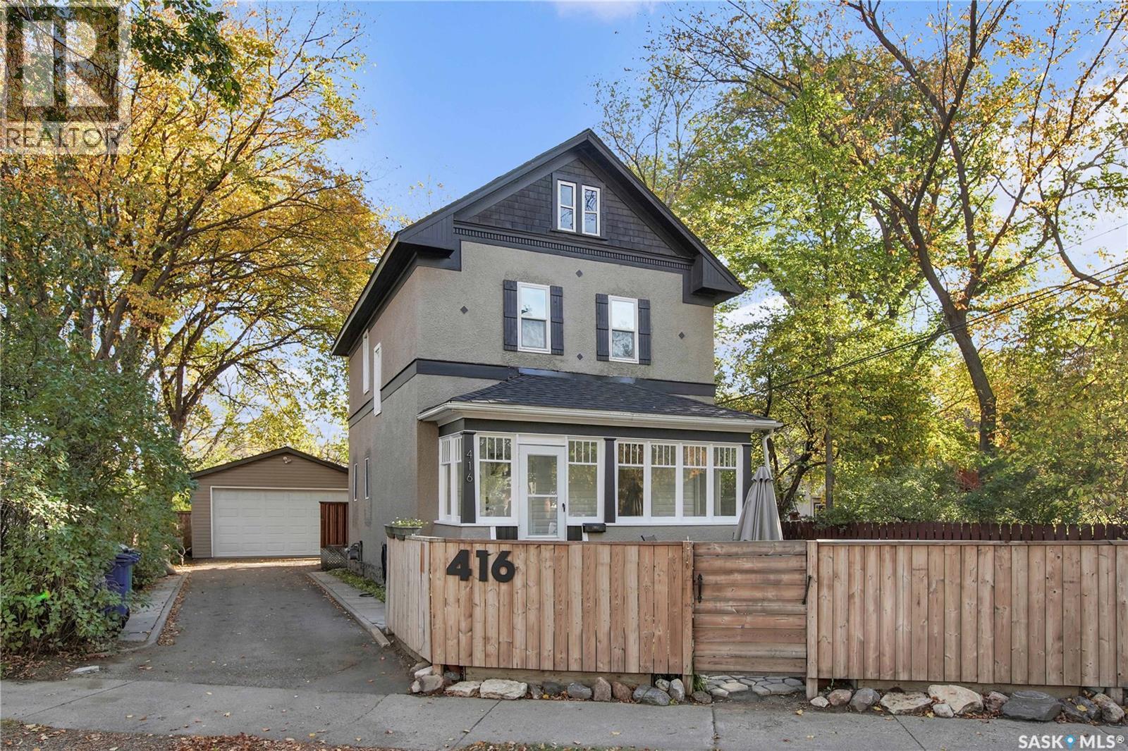416 G Ave N, Saskatoon, SK S7L 1Z3