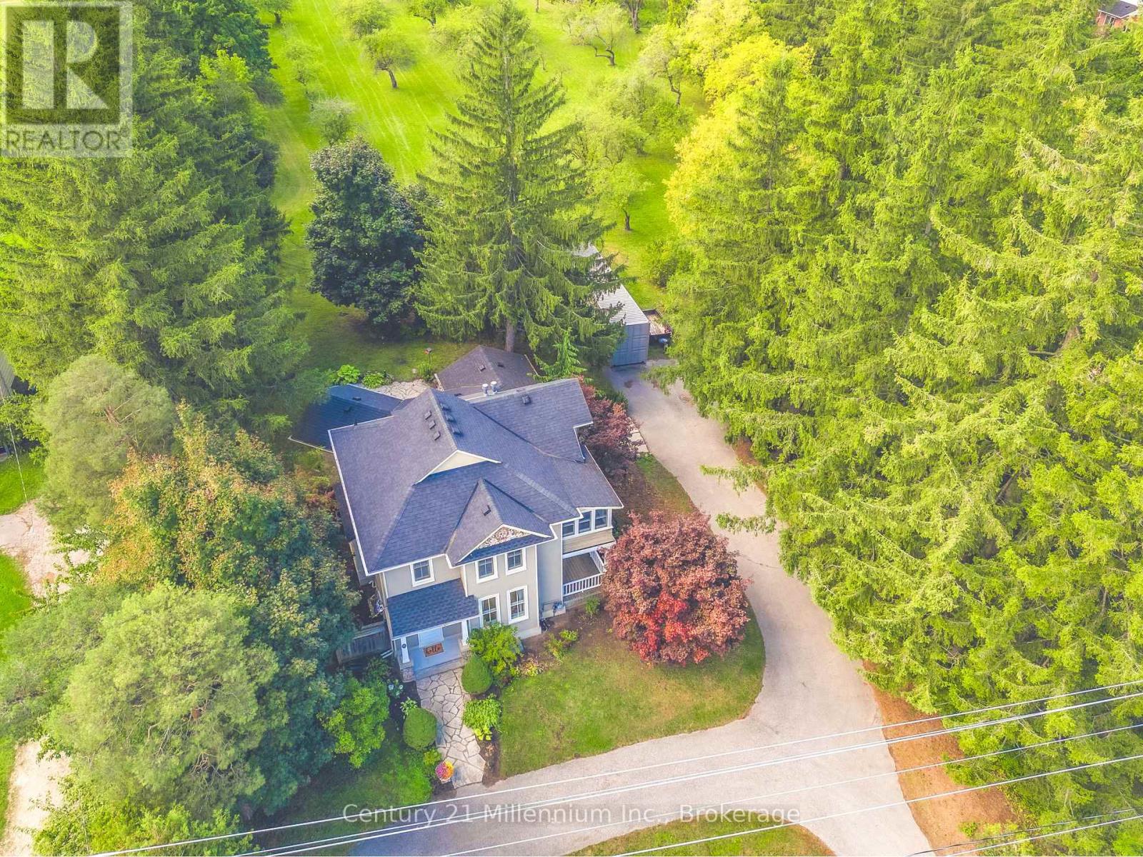 774 Hurontario St, Collingwood, ON L9Y 0G9