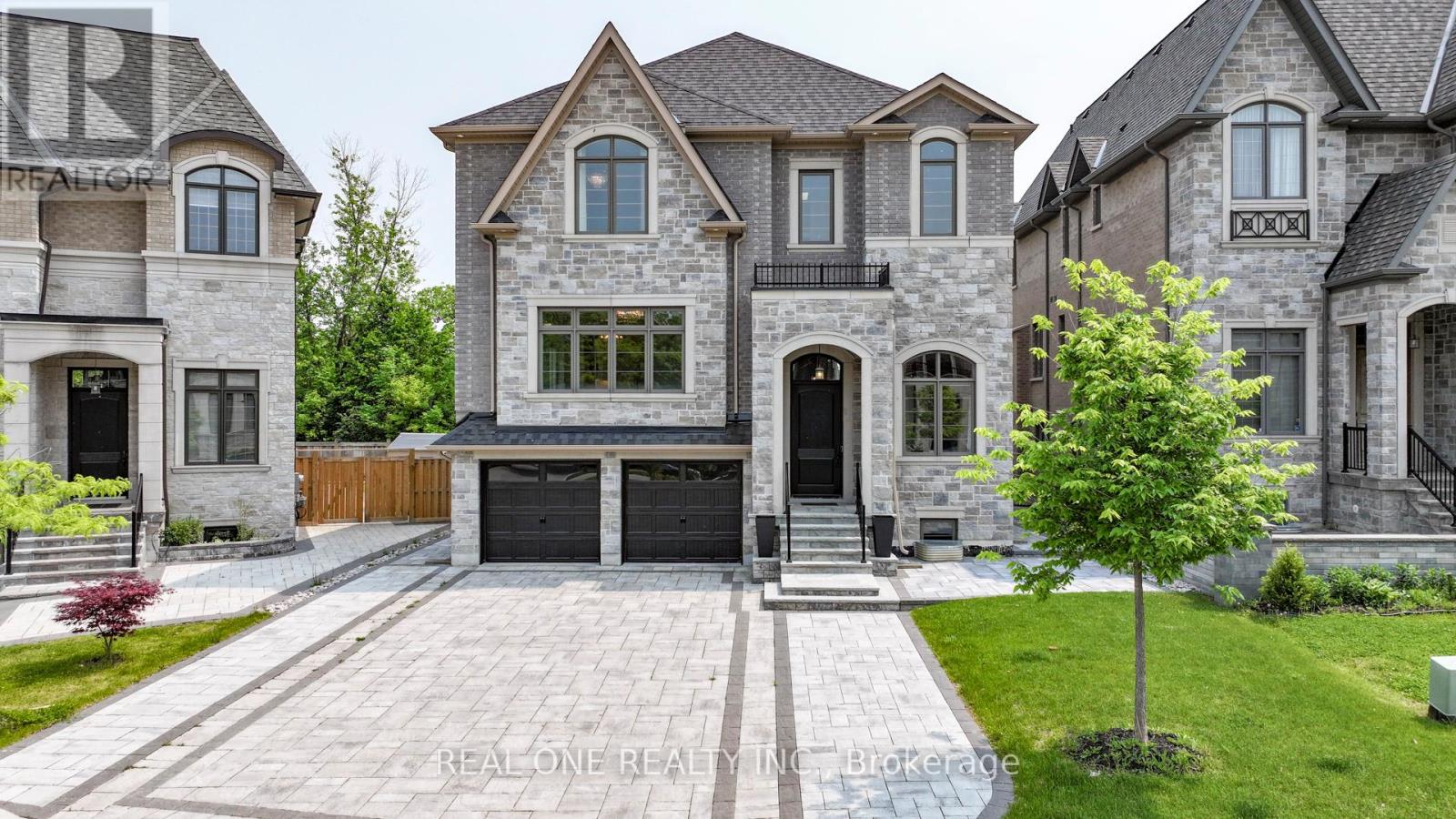 91 Fitzgerald Ave, Markham, ON L3R 4Z7