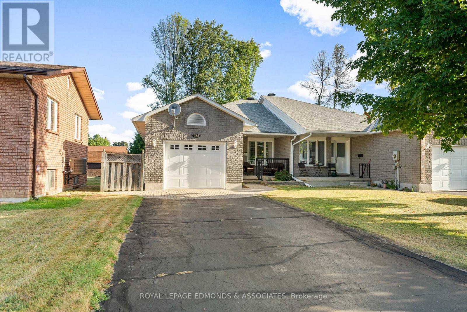 385 Morris St, Pembroke, ON K8A 8P4