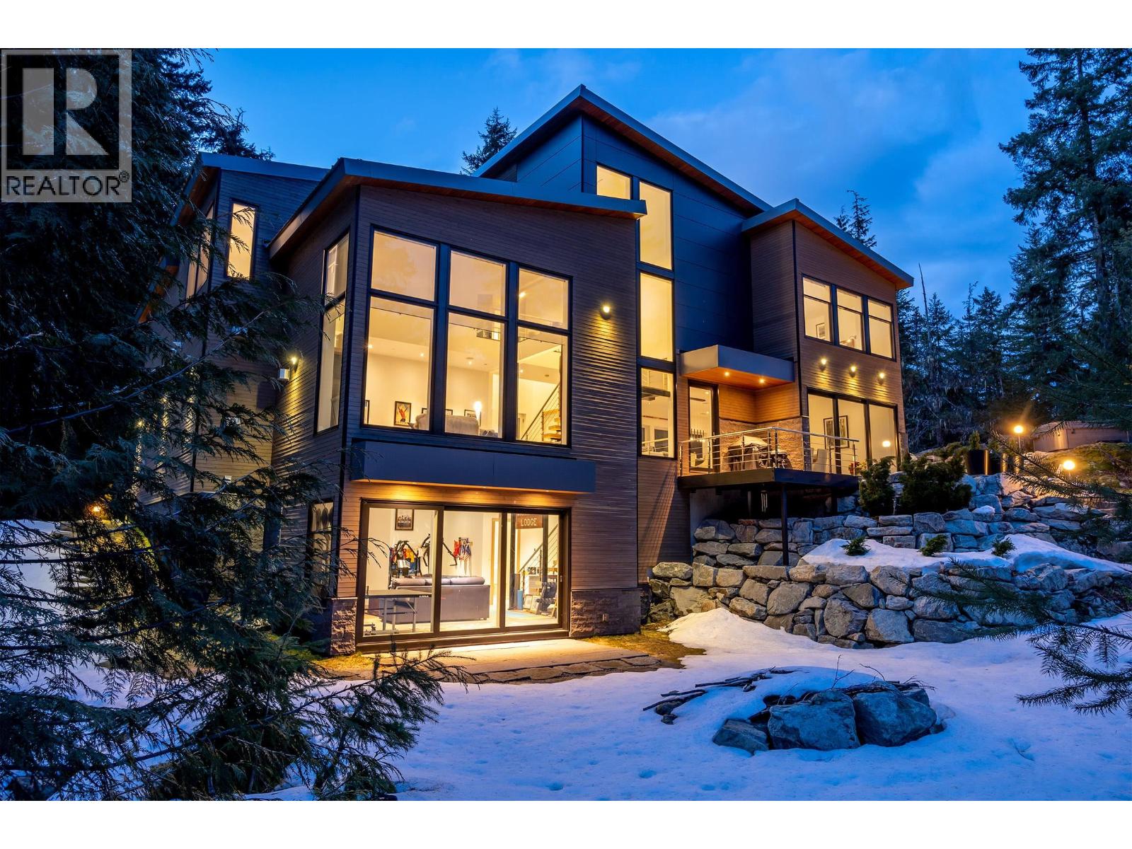5221 Jordan Ln, Whistler, BC V8E 1J5