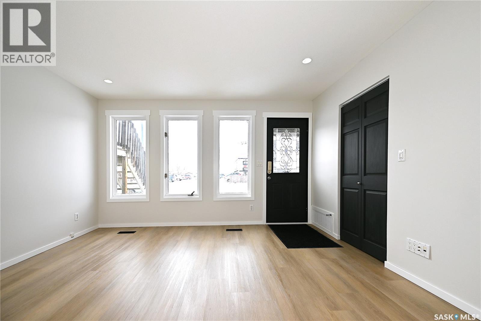 517 Albert Street Unit 108, Estevan, SK S4A 2E3