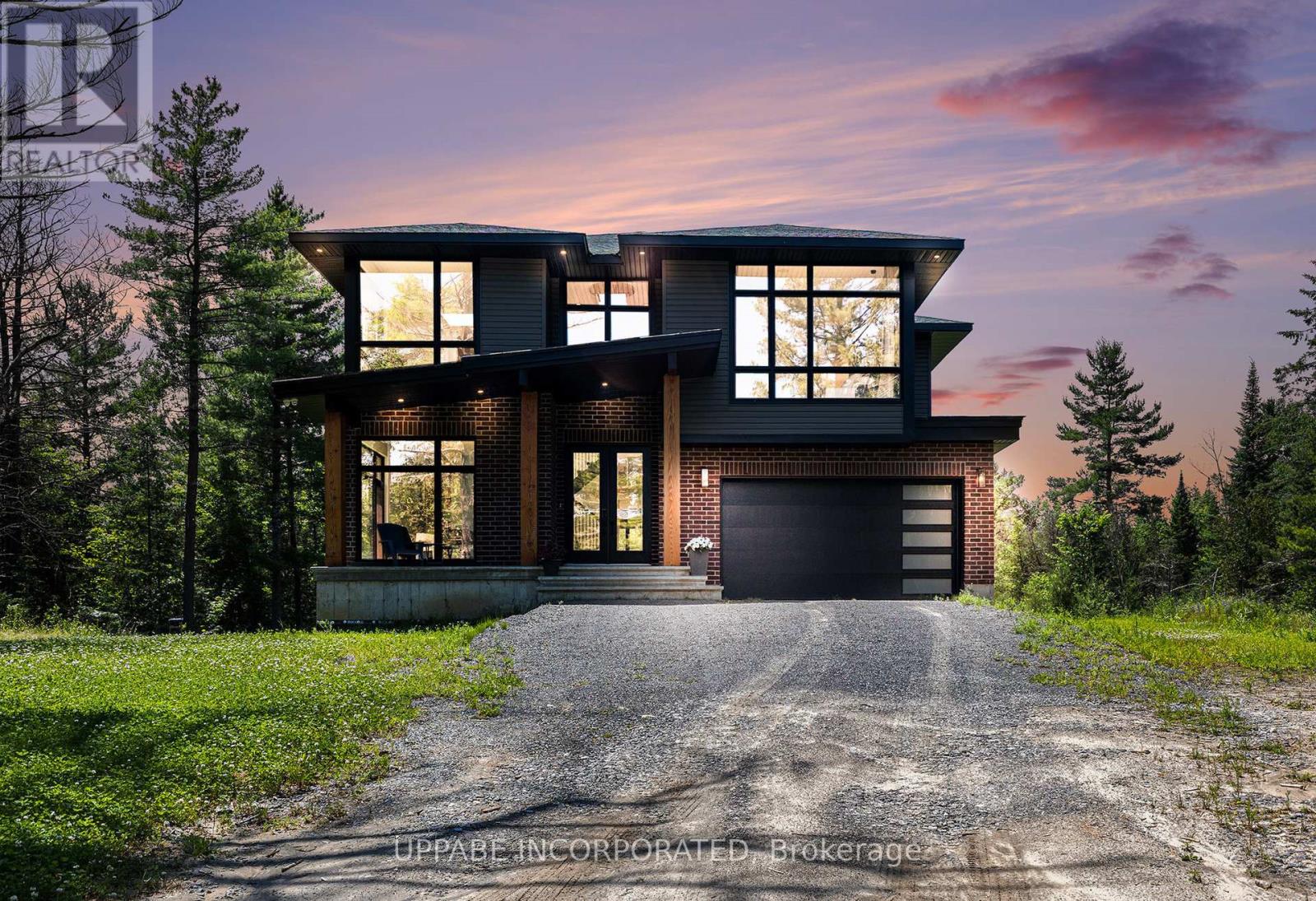 2068 Richmond Rd, Beckwith, ON K7A 4S7