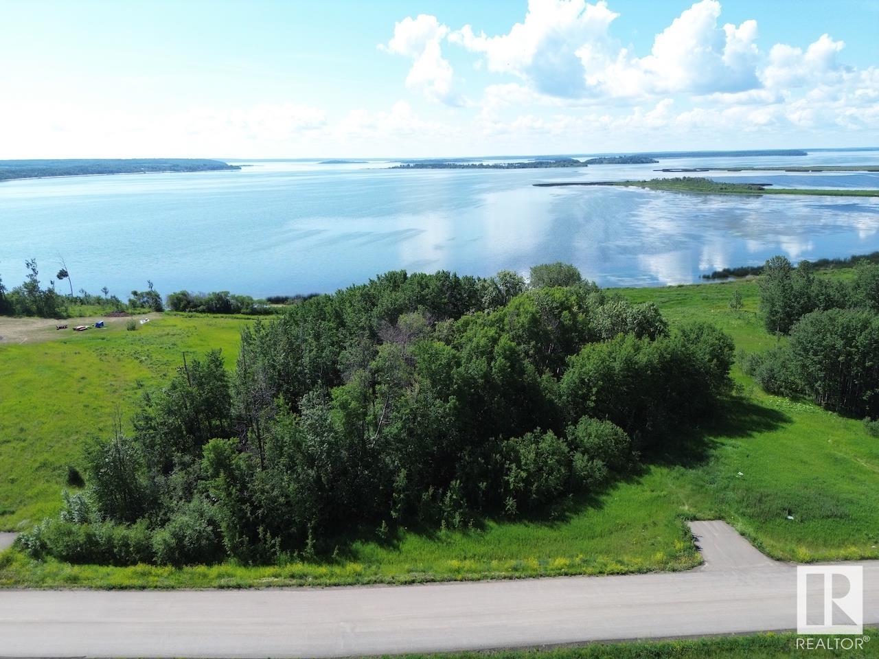 5 Islandview Road Lac La Biche Lk, Rural Lac La Biche County, AB T0A 2C1