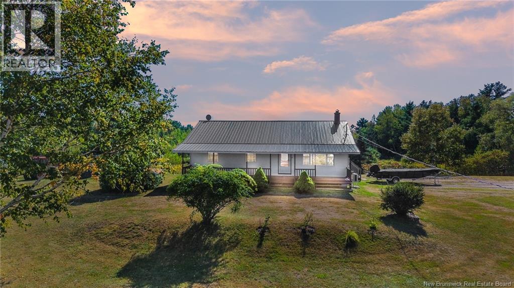 198 Upper Coytown Rd, Upper Gagetown, NB E5M 1R2