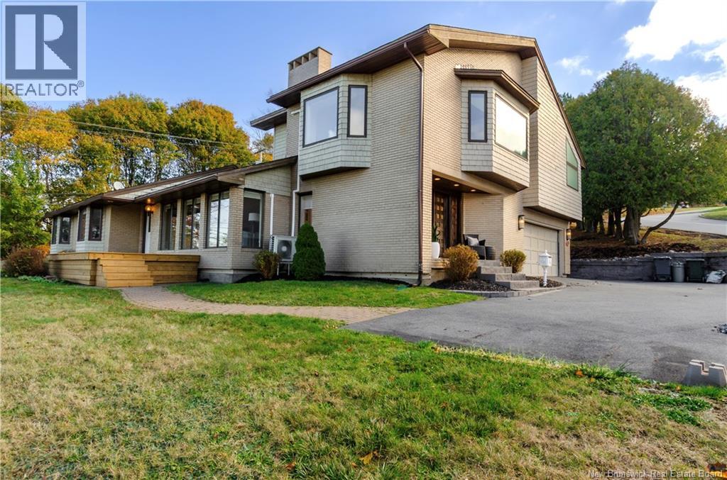 101 Appleby Dr, Rothesay, NB E2H 1P3