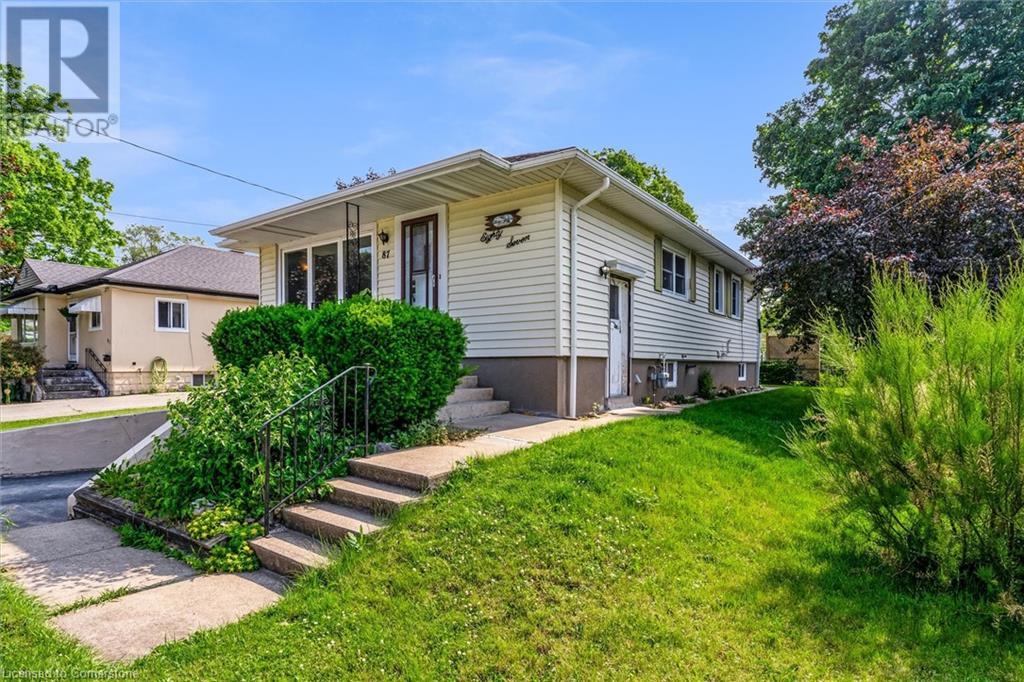 87 Homewood Ave, Port Colborne, ON L3K 5L7