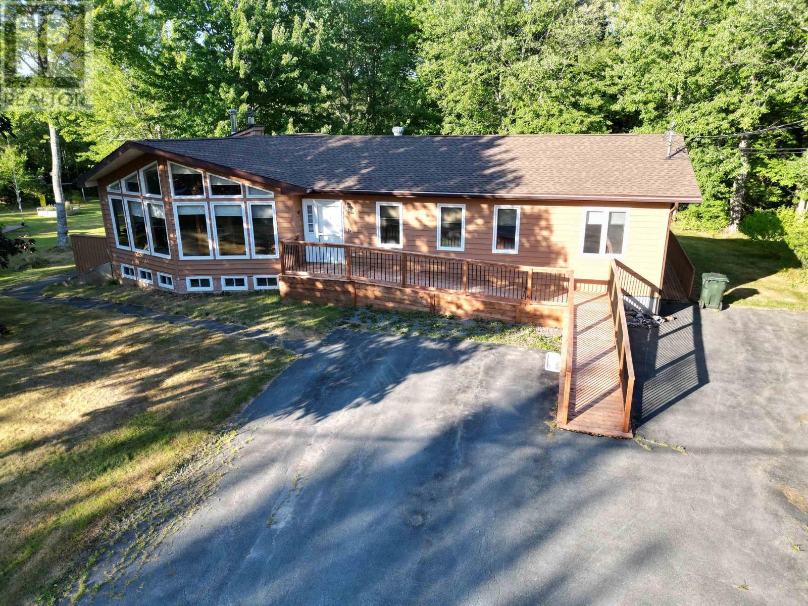 56 Robert Scott Dr, Lantz, NS B2S 2A3