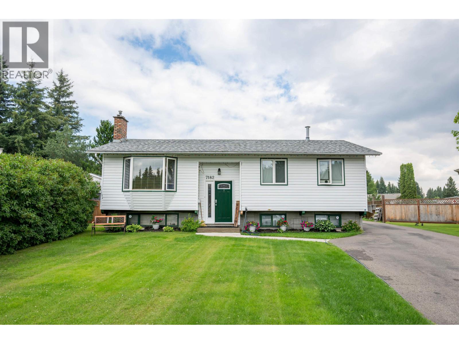 7182 Guelph Pl, Prince George, BC V2N 4A2