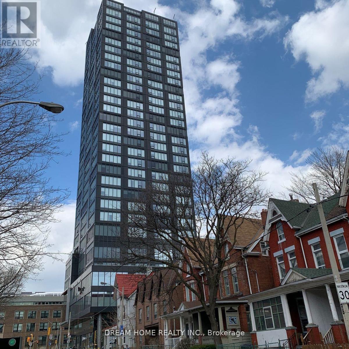 3007 203 College St, Toronto, ON M5T 1P9