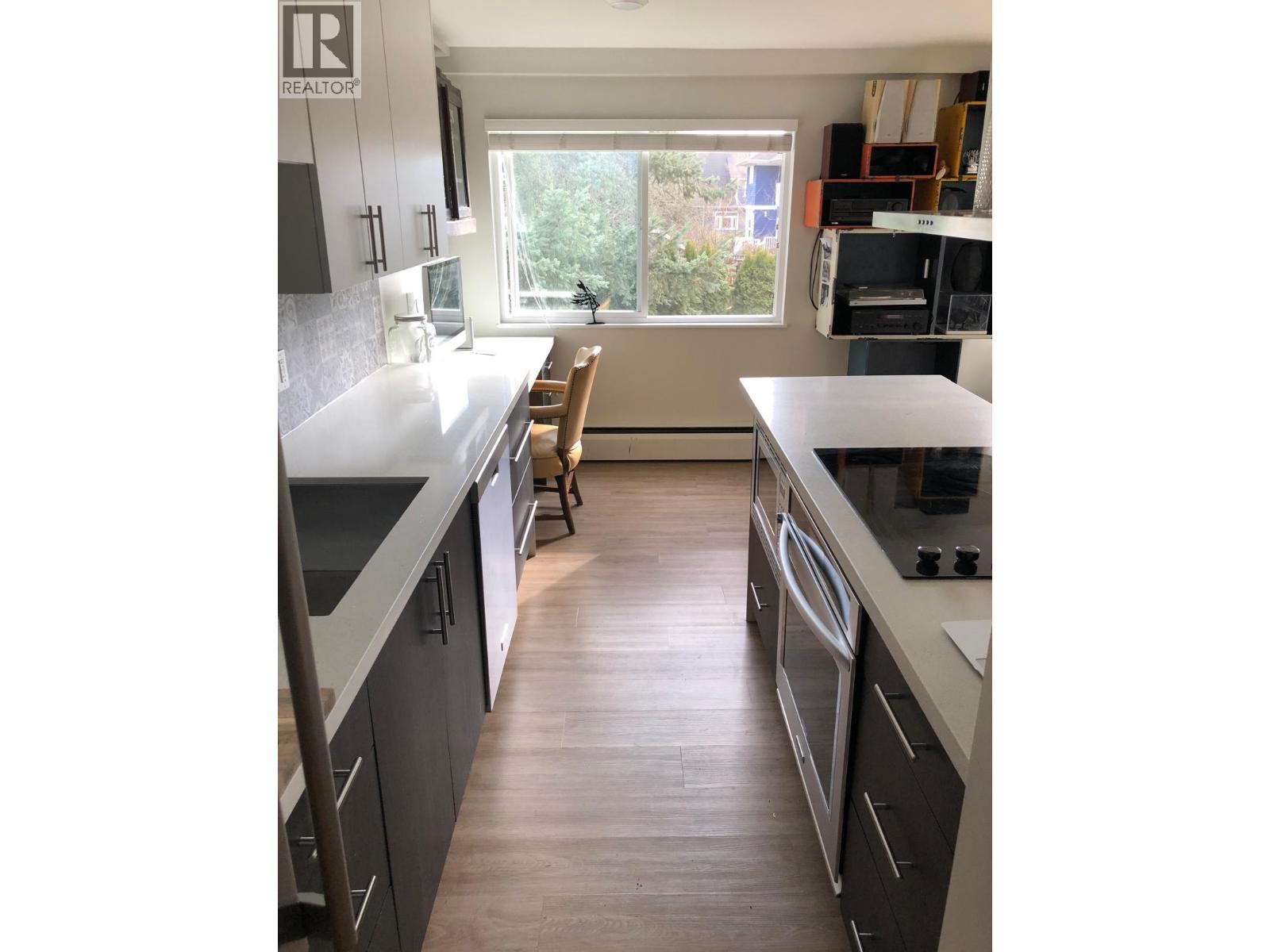 36 E 14th Avenue Unit 213, Vancouver, BC V5T 4C9