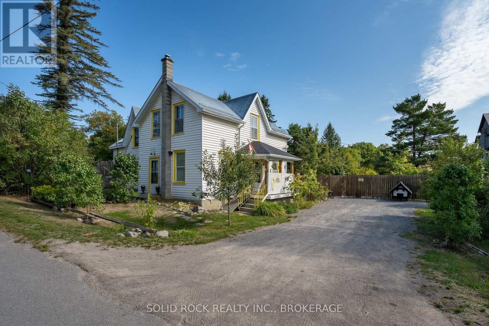 108 Queen St, Tweed Hungerford Twp, ON K0L 2L0