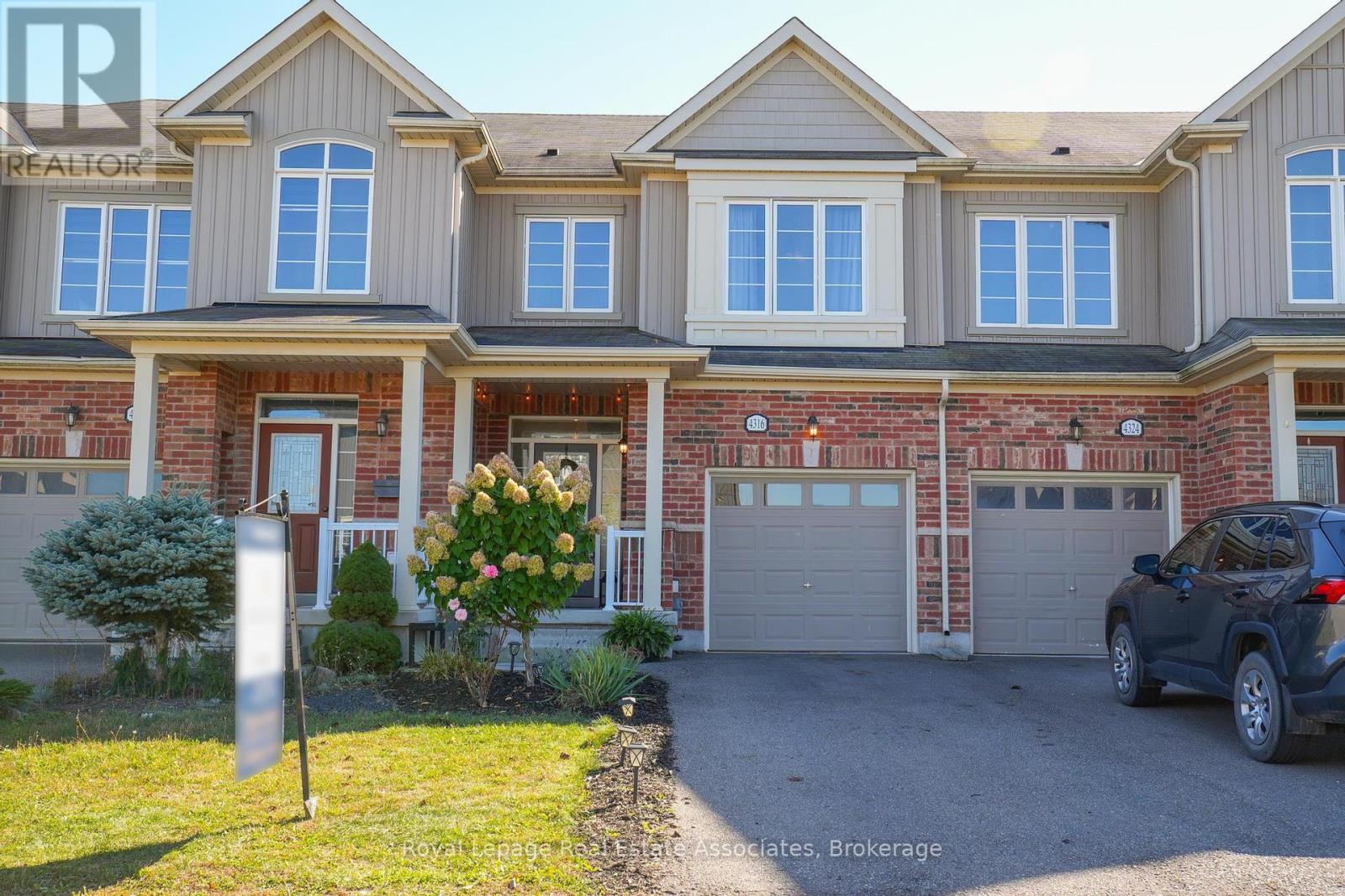 4316 Shuttleworth Dr, Niagara Falls, ON L2G 0X5