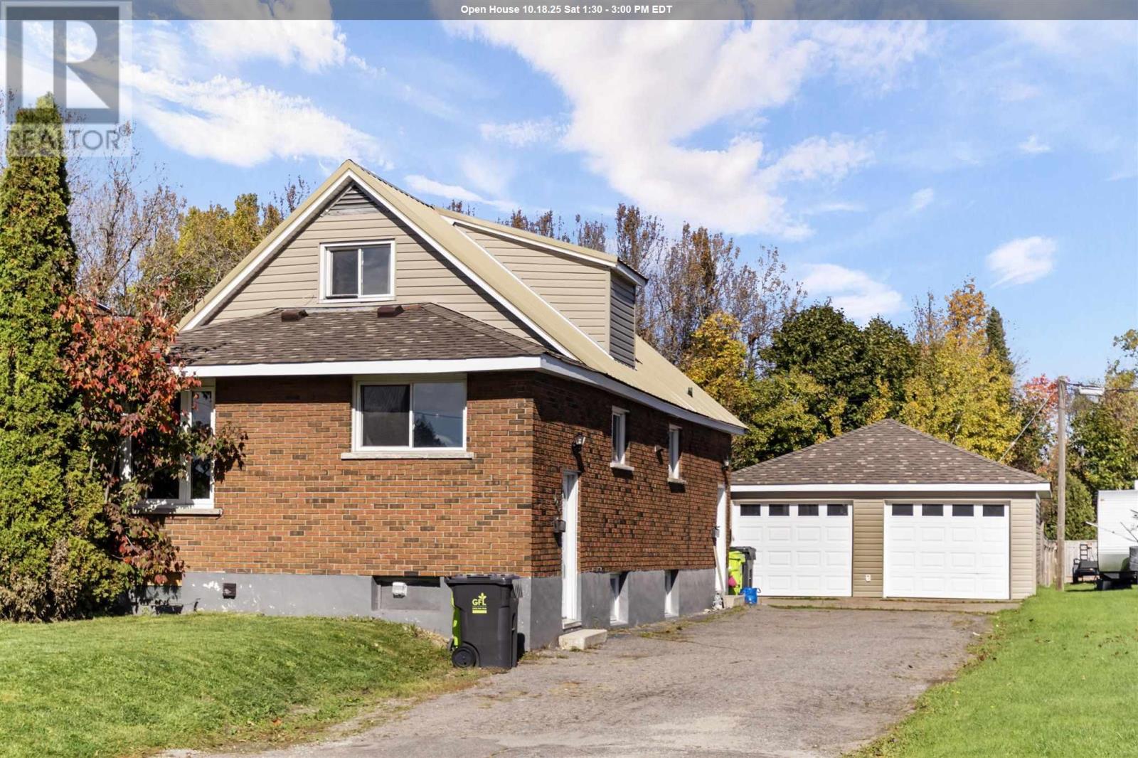 46 Stevens St, Sault Ste. Marie, ON P6B 3N7