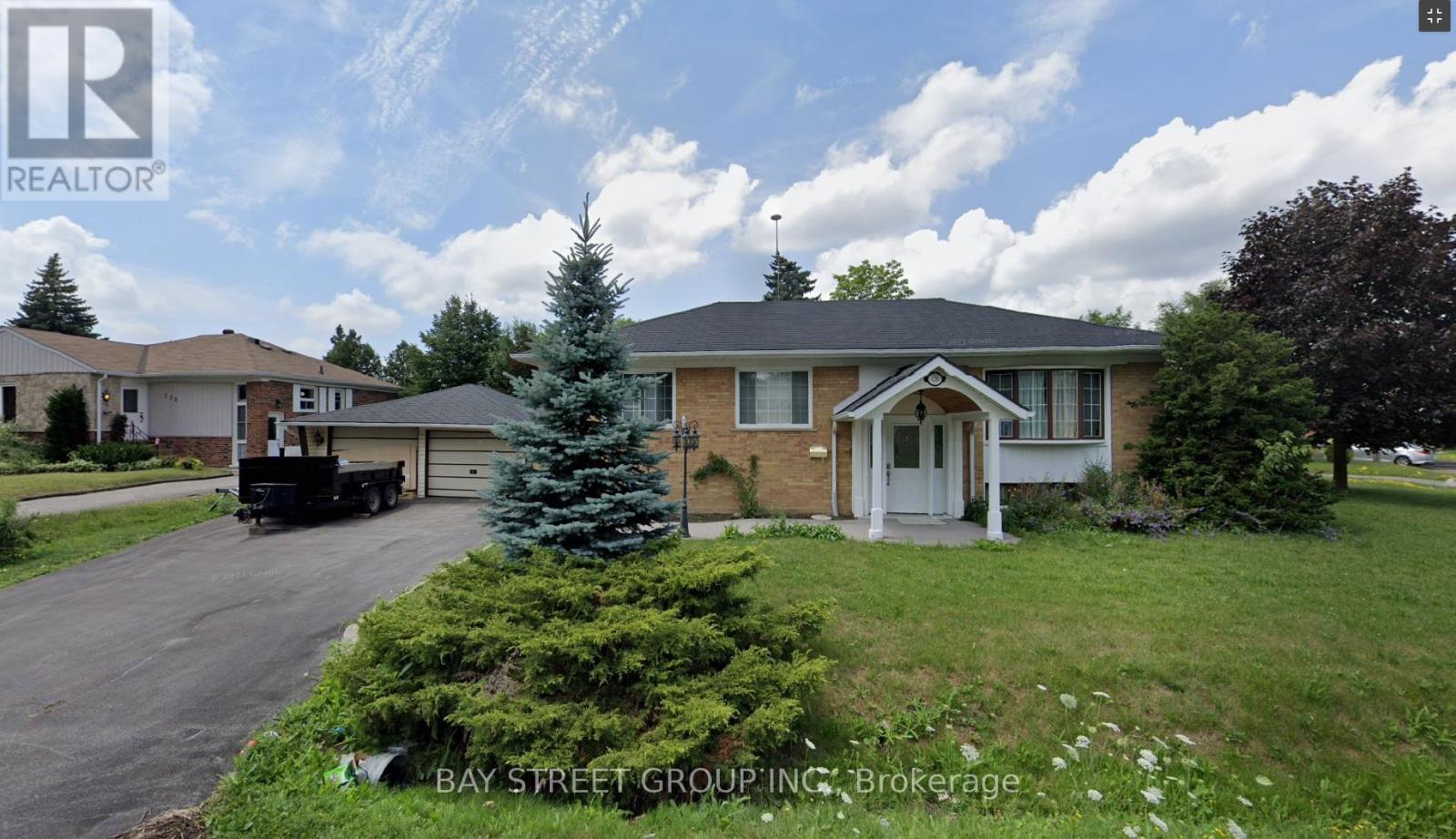 126 Cascade Cir, Richmond Hill, ON L4C 3H7