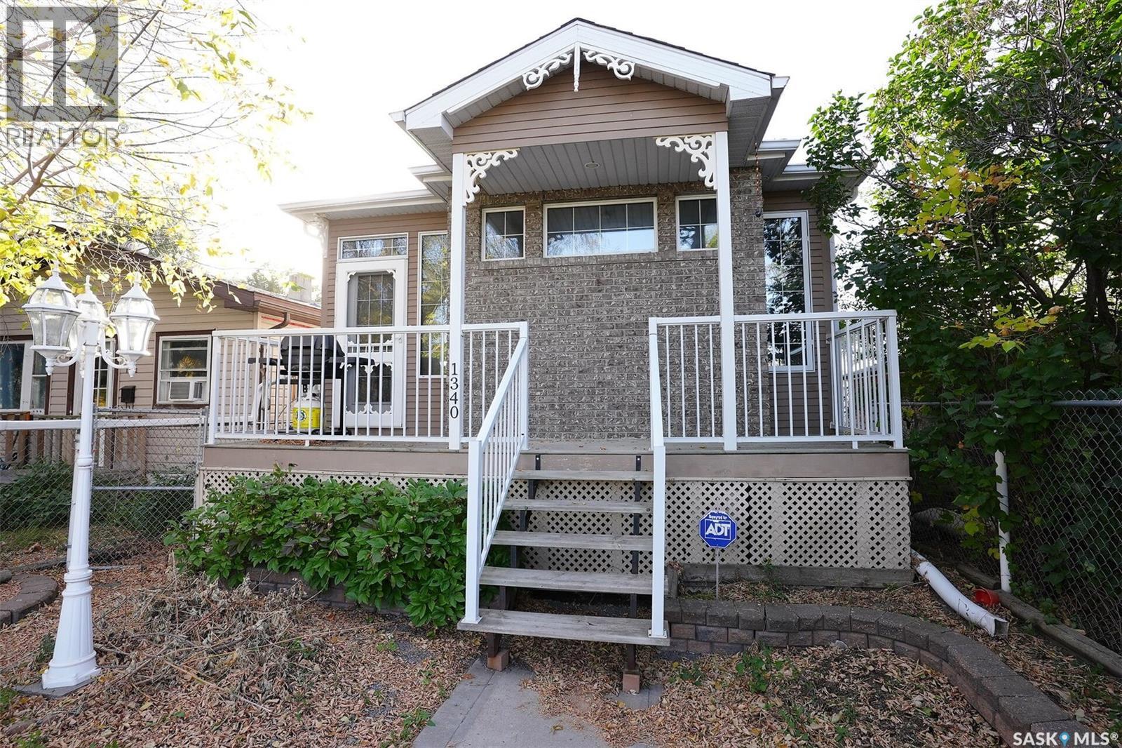 1340 Mcintosh St, Regina, SK S4T 5C2