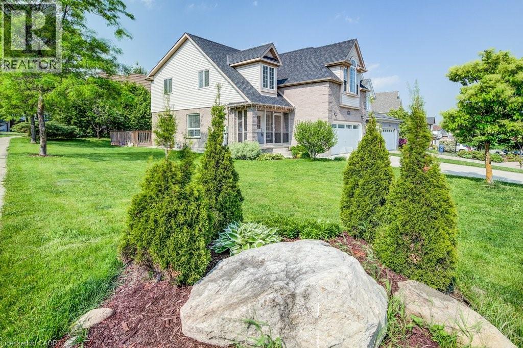 153 Starwood Dr, Guelph, ON N1E 7G7