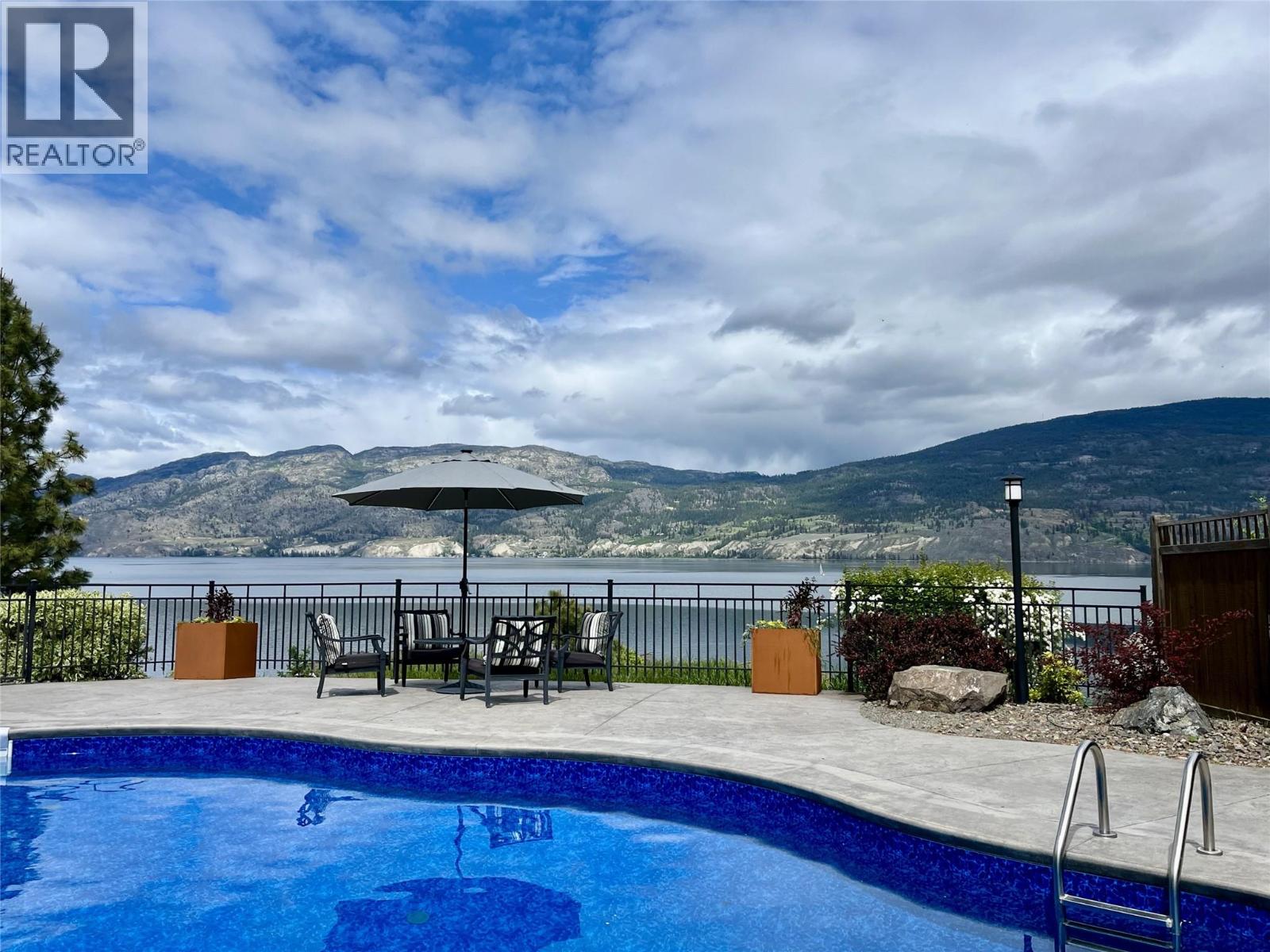 15415 Pohlman Ave, Summerland, BC V0H 1Z6