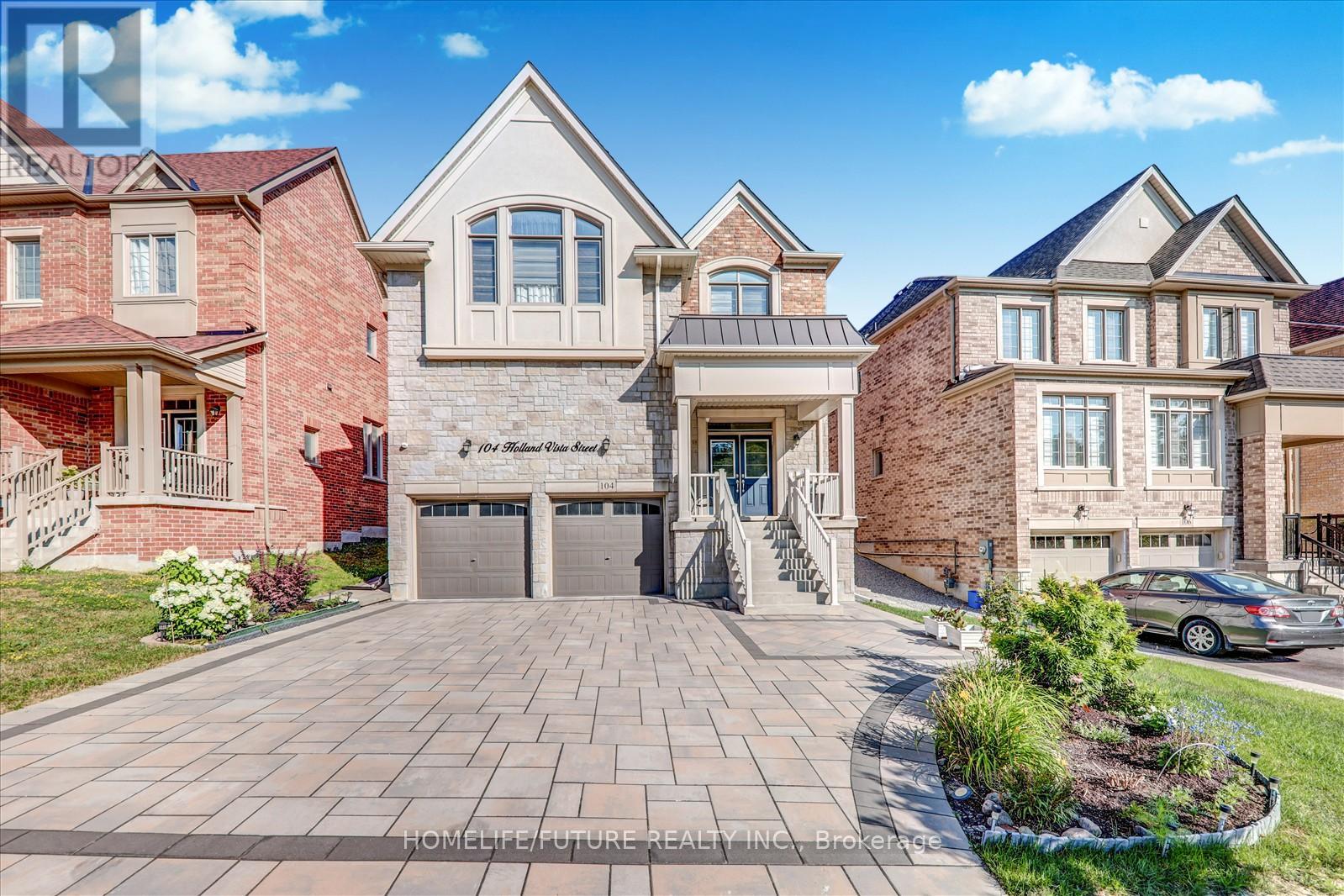 104 Holland Vista St, East Gwillimbury, ON L9N 0T4