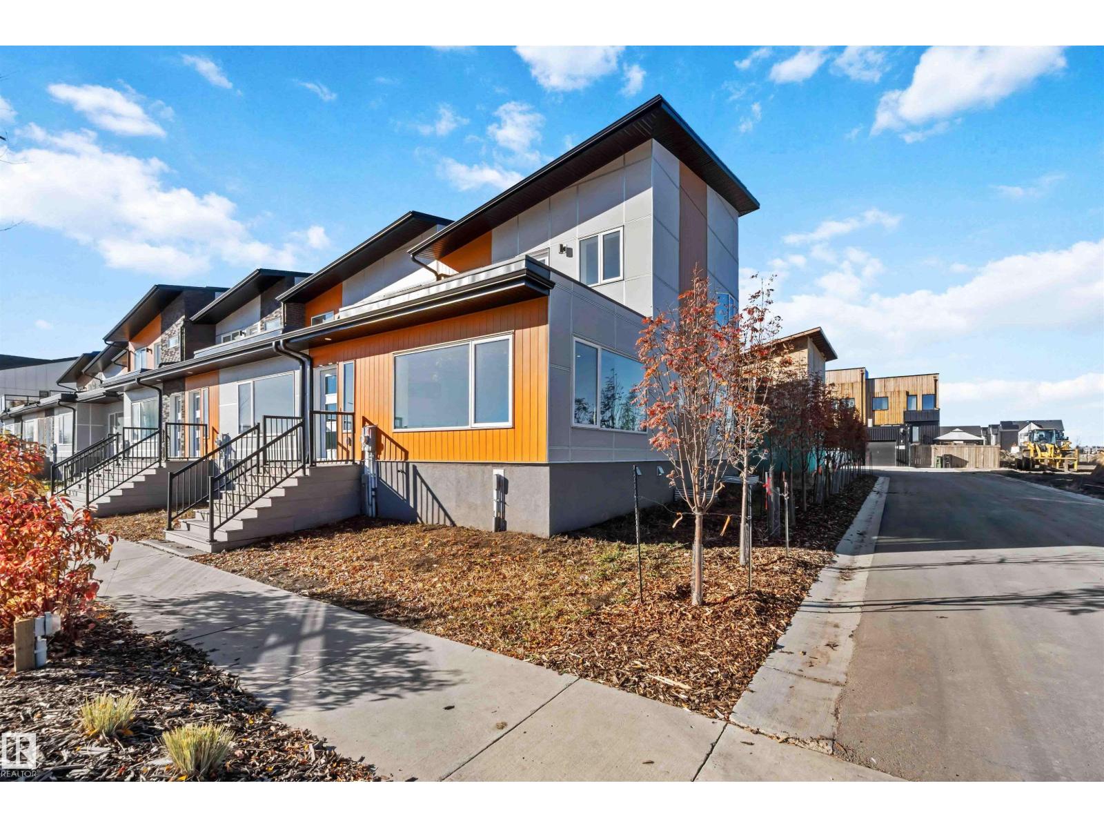2740 Blatchford Road #g, Edmonton, AB T6G 0P3